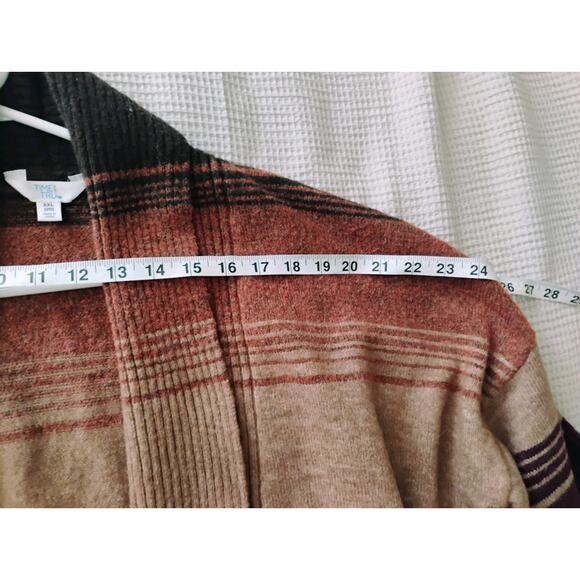 Size 20 (XXL) Multicolored Cardigan. Comfy Autumn/Fall Colors Sweater. - Picture 8 of 9